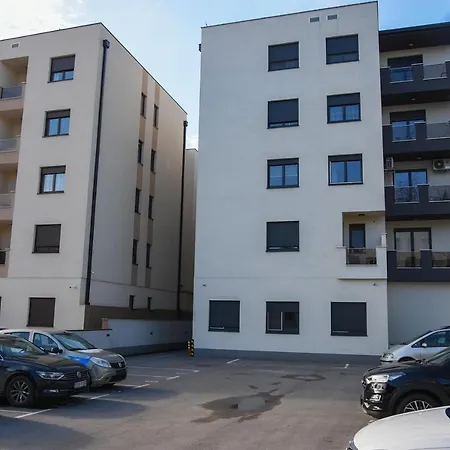 Barcelona Belgrade Lägenhet